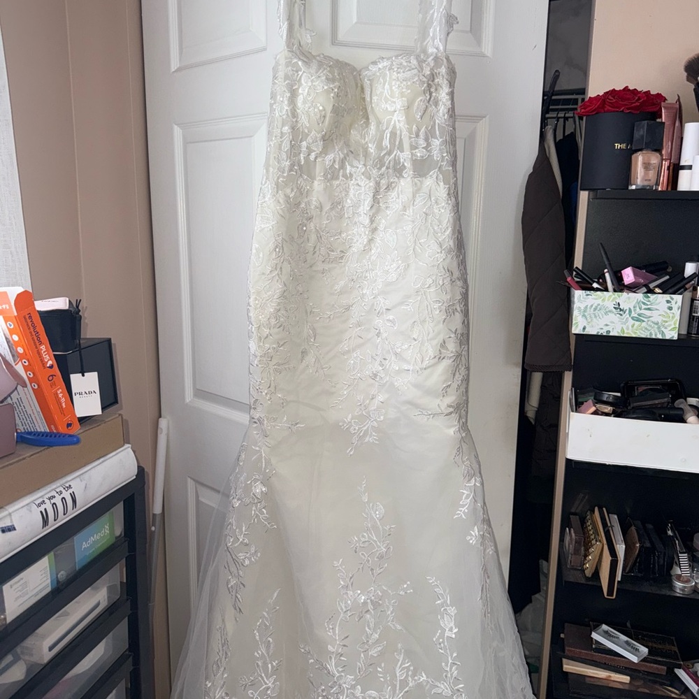 Elegant White Lace Gown